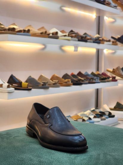 صورة جزمه رسمي  انيق و مريح